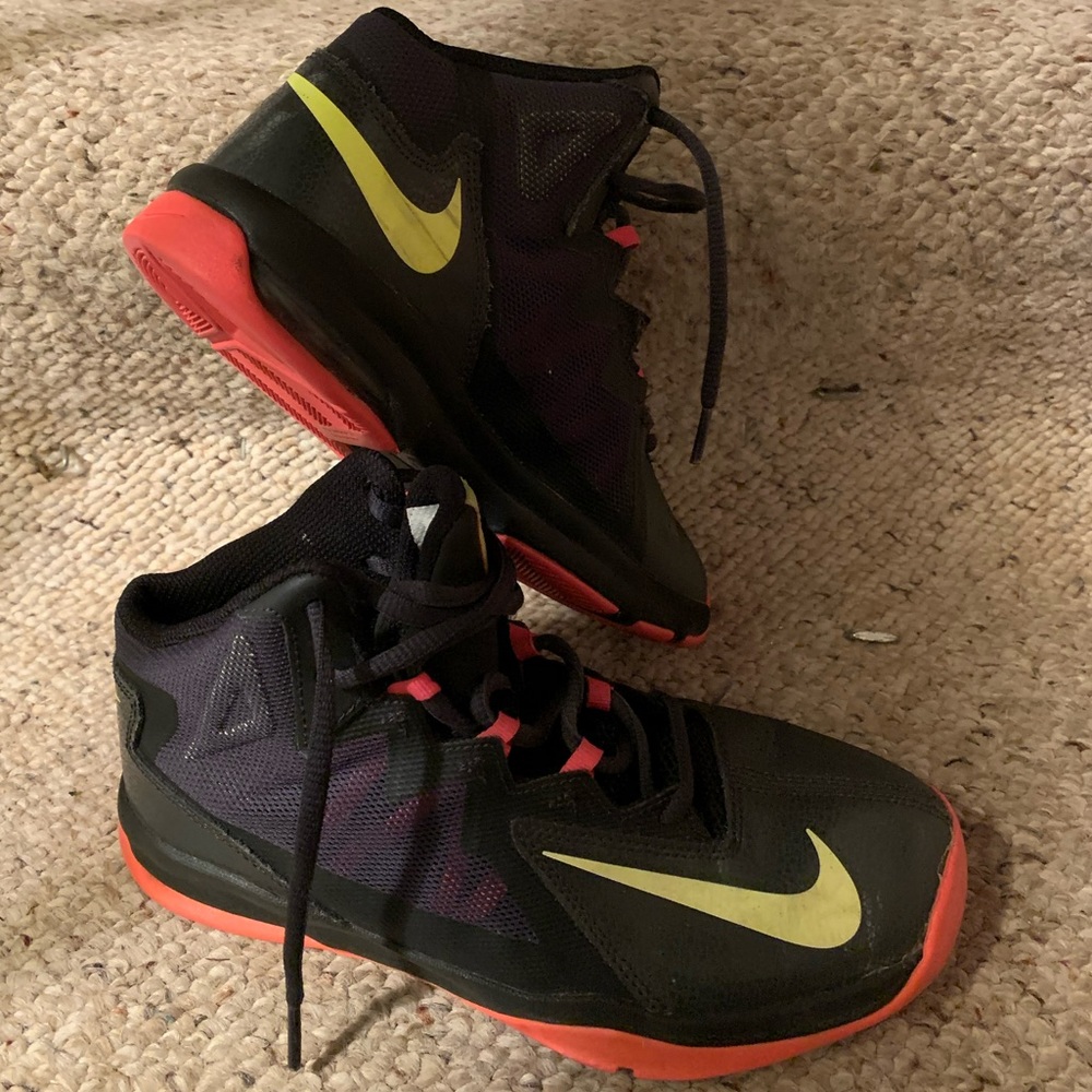Nike Airmax Stutter Step 2 Black & Pink High Top Sneakers